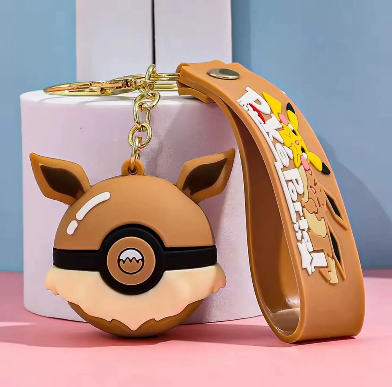 Eevee Pokémon Poké Ball Eevee Evolution Keychain 1 Eevee Pokémon Poké Ball Eevee Evolution Keychain – Official Collectible Gift